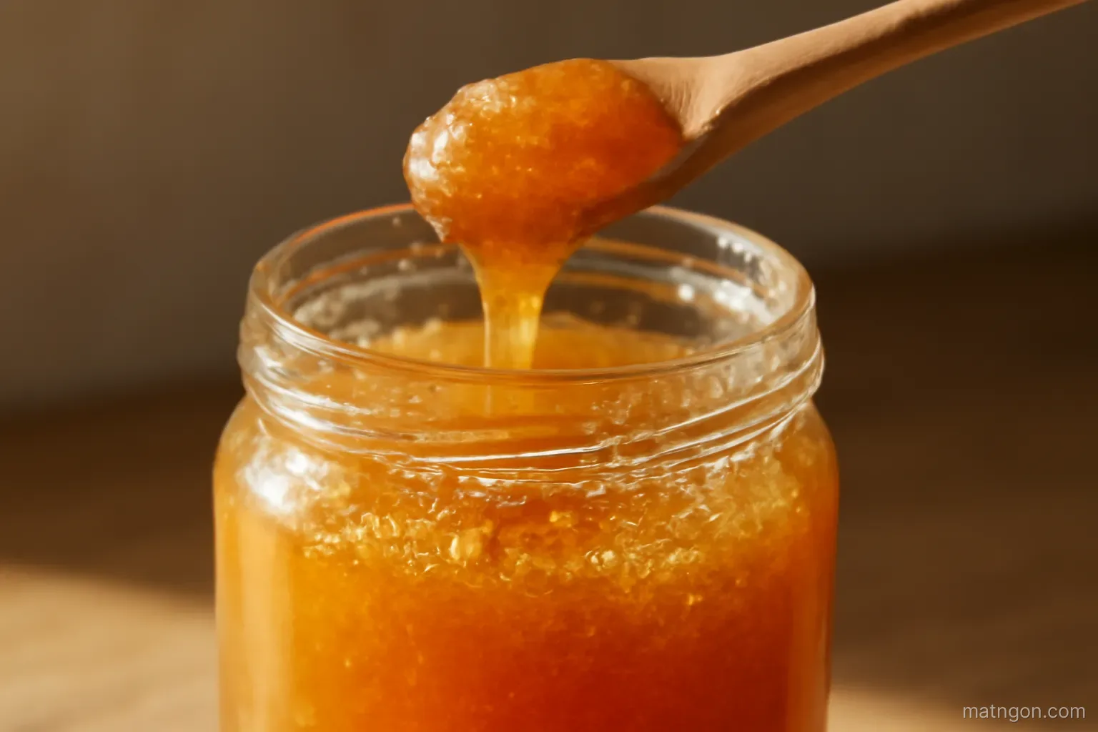 Phân biệt mật thật